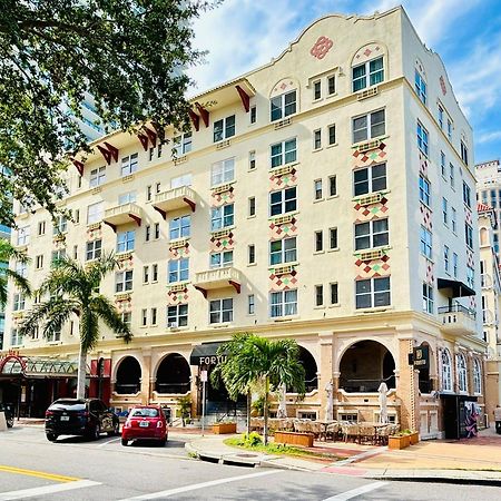 Ponce De Leon Hotel Сент-Питерсберг Экстерьер фото